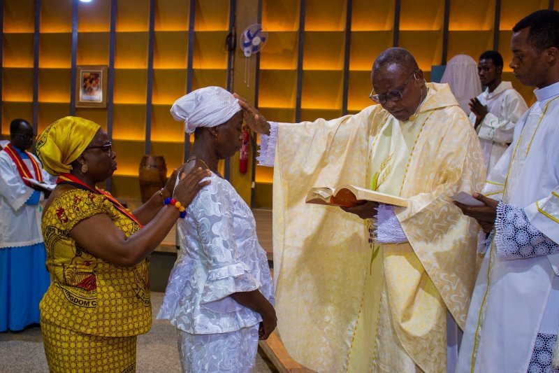 OLA Cathedral Receives Two Women Back Into The Catholic Church