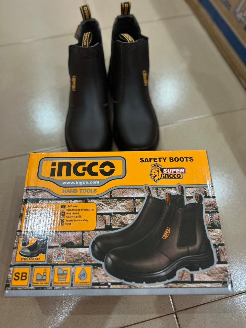 Safety  boots