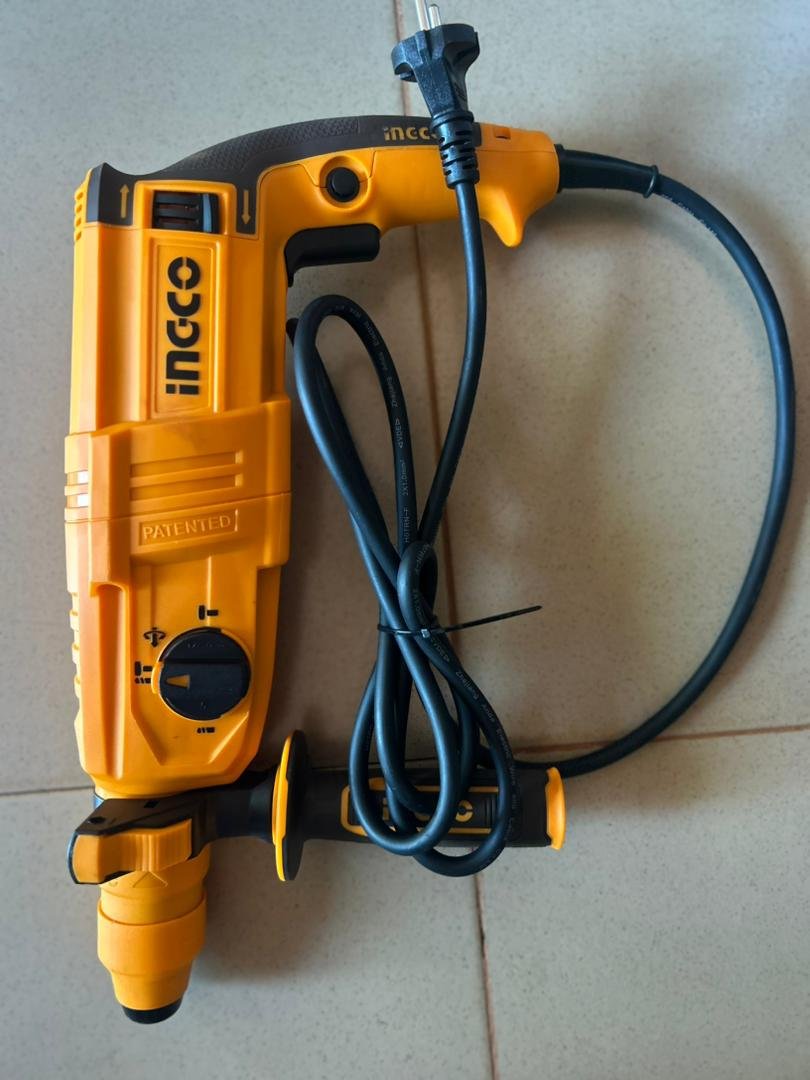 Rotary hammer 800w - 2 chucks  C4